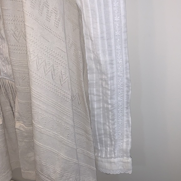 HIGH EVERTIME COUTURE Linen Laced Blouse - Picture 4 of 12